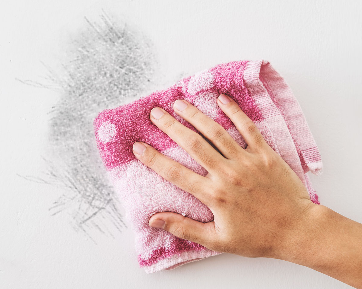 How to clean walls - cleaning tips